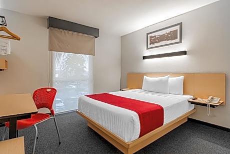ONE QUEEN BED