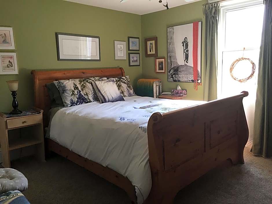 Bondy House Bed & Breakfast