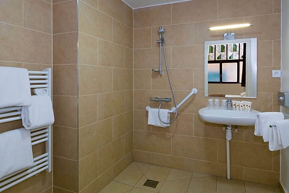 Hotel Foch Nancy Gare