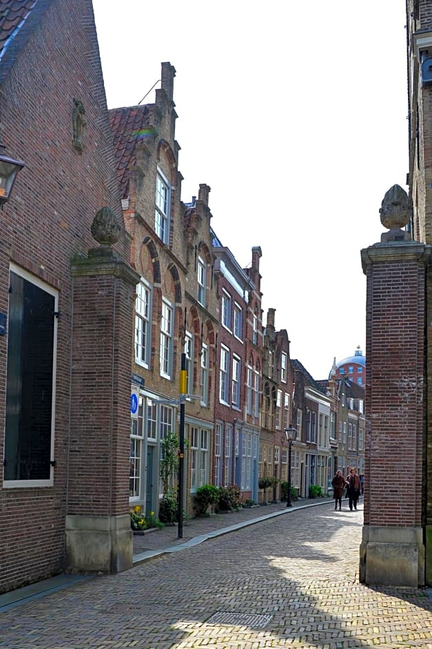 B & B Meet the Dutch