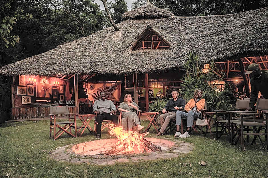 Exploreans Mara River Camp
