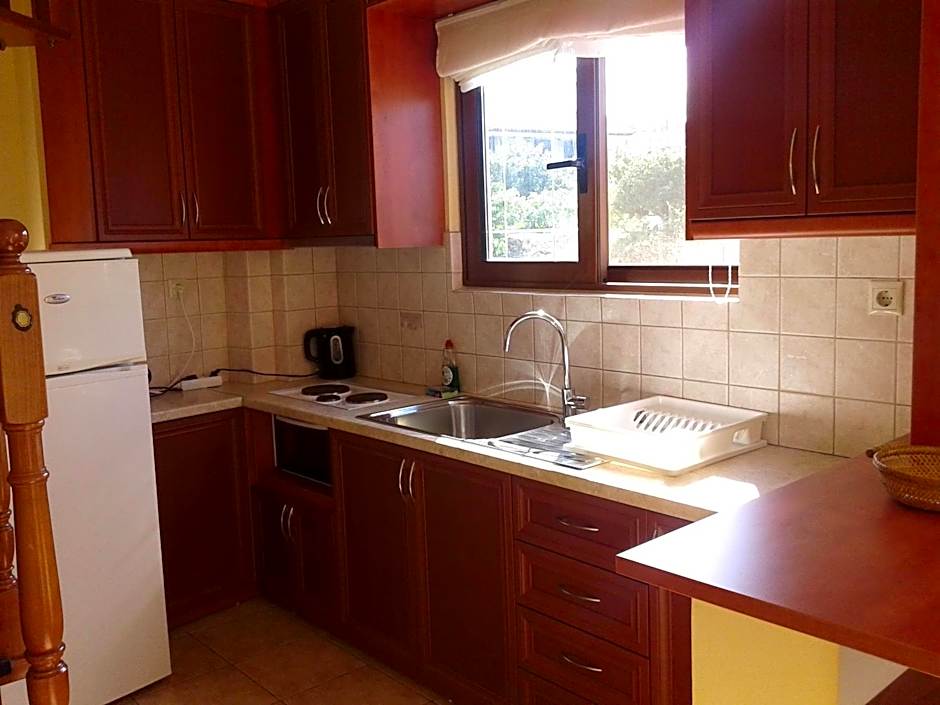 Ostria Maisonettes and Studios