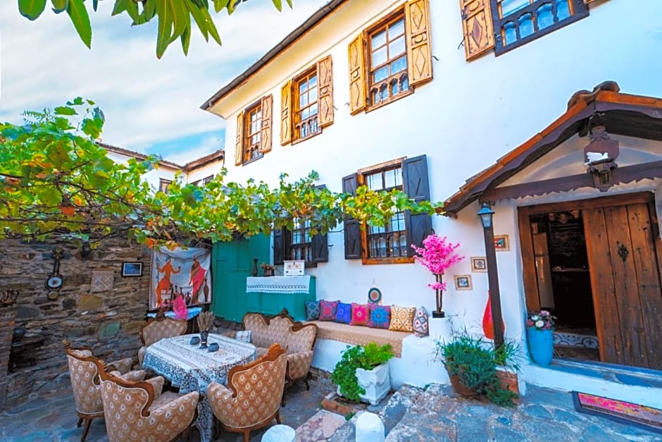 Ramise Hanım Mansion