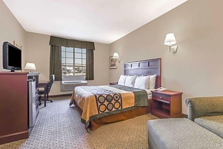 1 King Bed Accessible Room Smoking