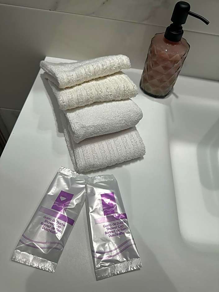 Apartamentos Turísticos La Plaza