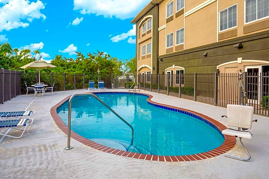 La Quinta Inn & Suites by Wyndham Sebring