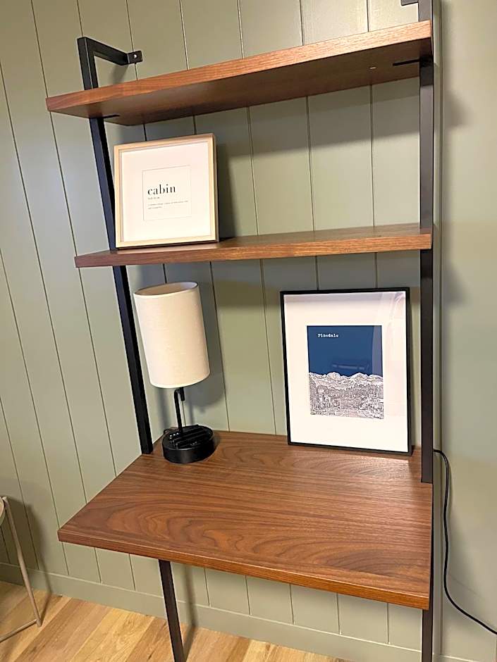 Pinedale Cozy Cabins