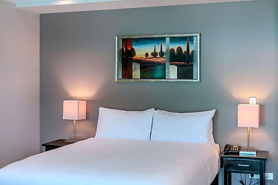 70 Tory Apartment Hotel