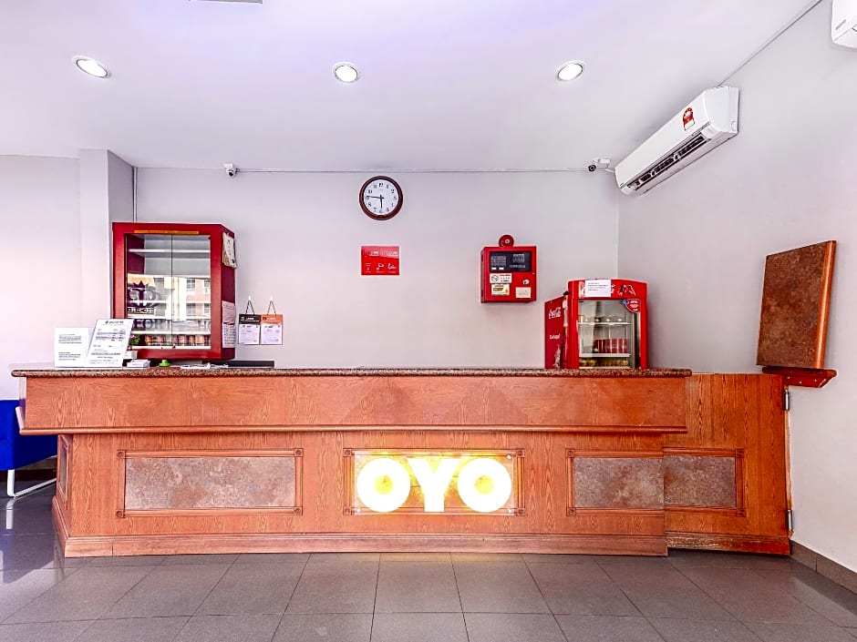 Super OYO 828 Comfort Hotel Shah Alam