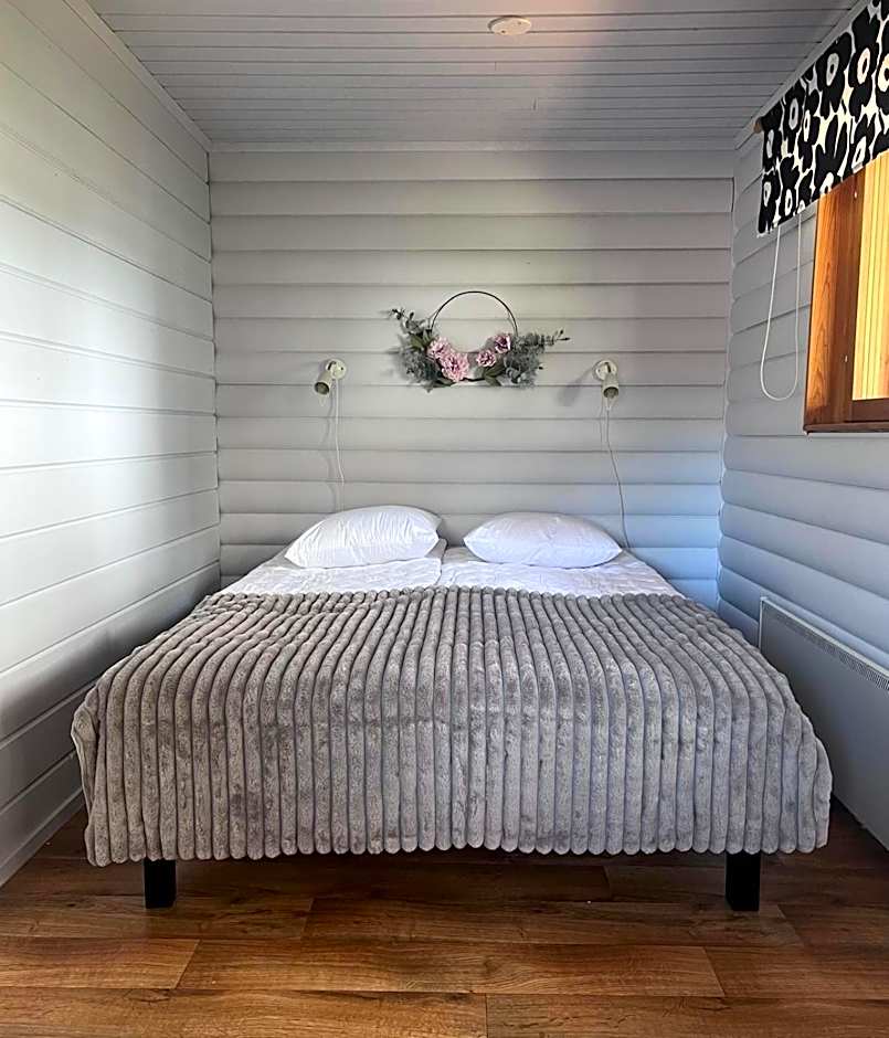 Photo 1 of 7 of Chalet