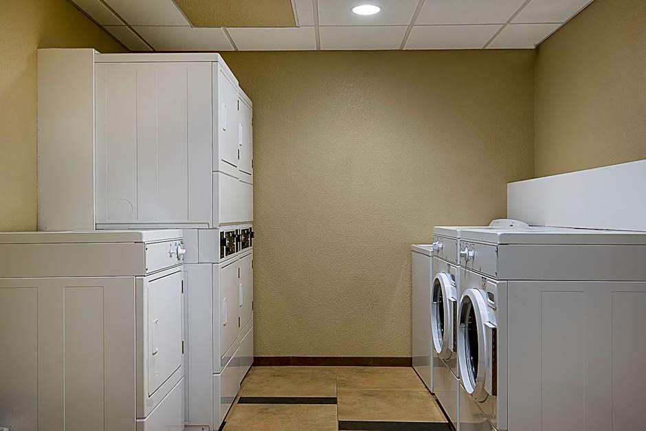 Candlewood Suites Bloomington By IHG