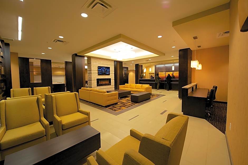 Days Inn & Suites by Wyndham Winnipeg Airport Manitoba