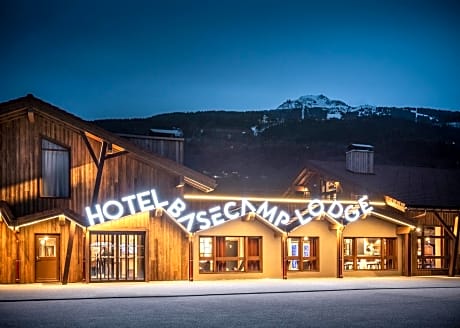 Base Camp Lodge Hotels