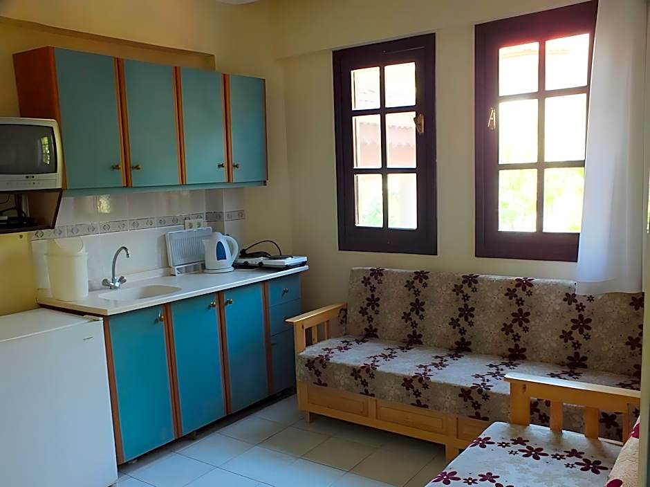 Everest Apart Hotel