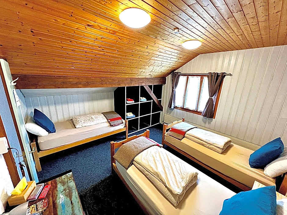 Hôtel Restaurant Les Cernets Swiss-Lodge SSH