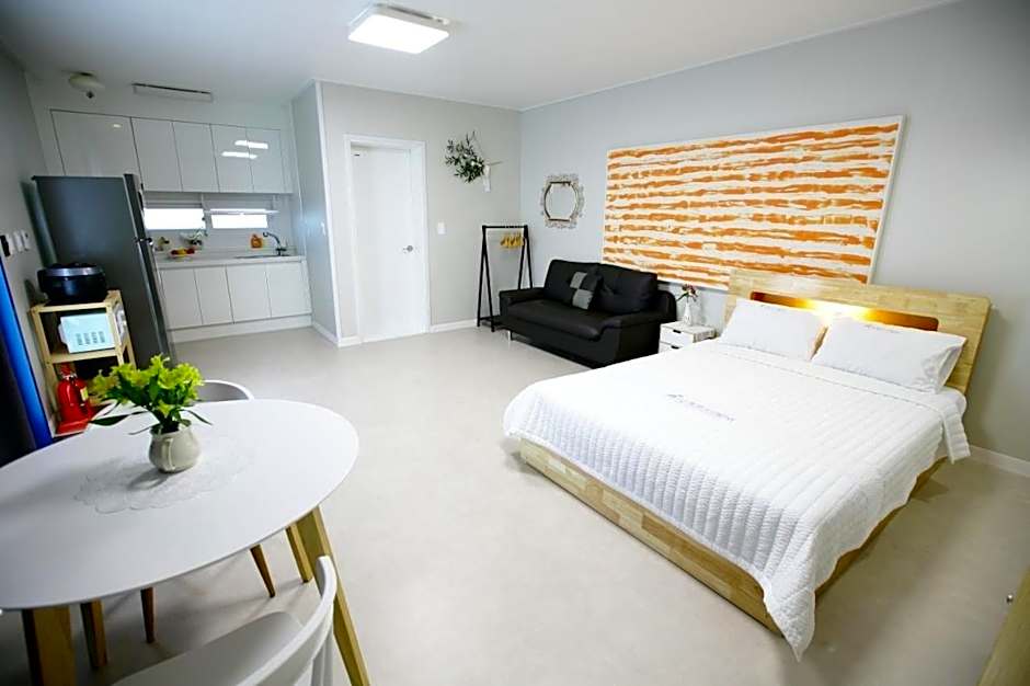 Damyang Thirasia Pension