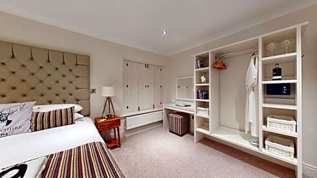 Superior King or Twin Room