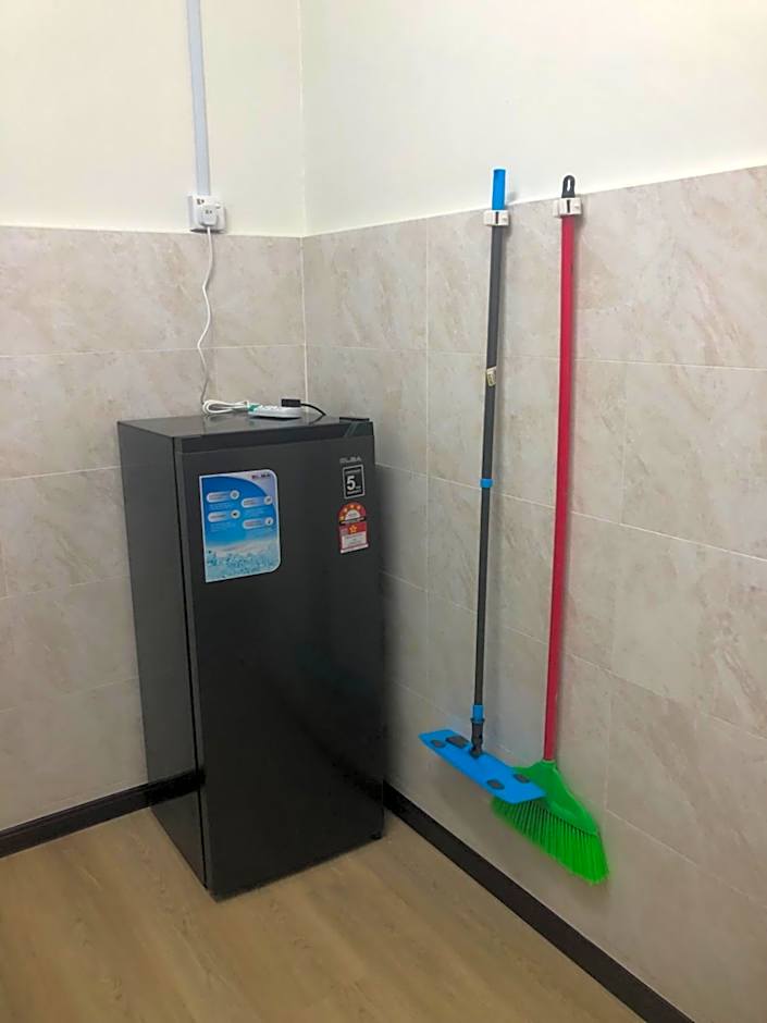 Homestay Syifa Gong Badak