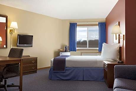 1 Queen Bed, Non-Smoking