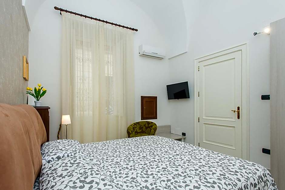 Il Garbino Suite and Apartment
