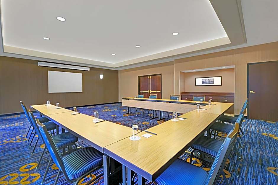 Courtyard by Marriott Boston Raynham