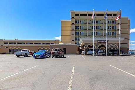 Clarion Hotel Convention Center