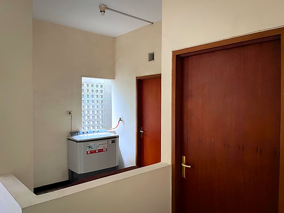 Puri Setiabudhi Residence Hotel