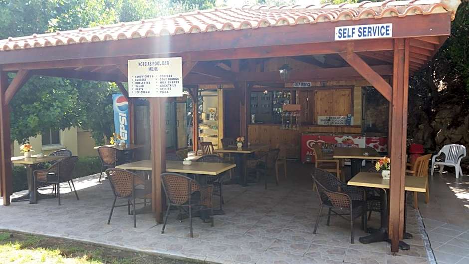 Kotzias Beach Apartments