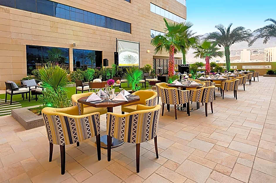 Holiday Suites Al Azizia