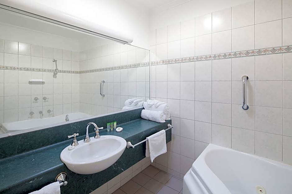 Best Western Crystal Inn