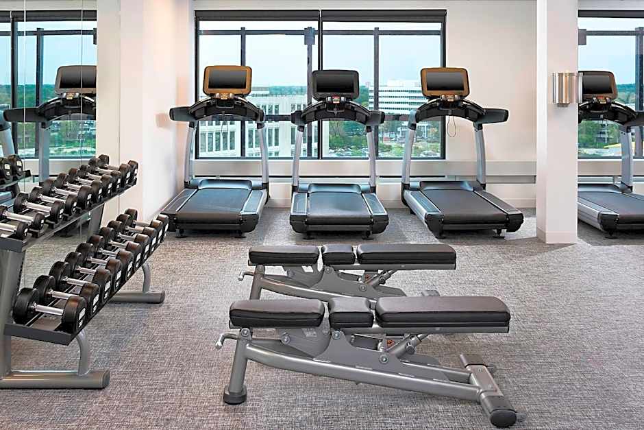 Le Meridien Chicago - Oakbrook Center