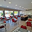 Hotel 153