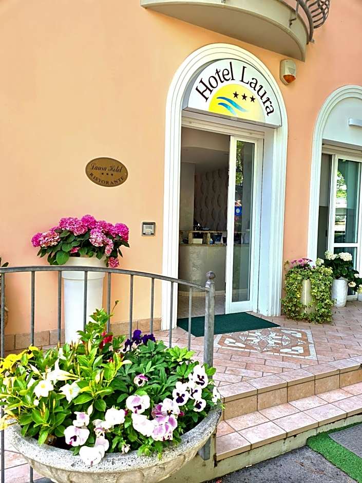 Hotel Laura