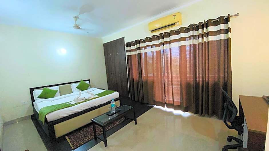 Photo 1 of 29 of Double Room