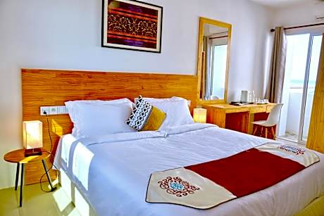 Deluxe Double Room with Balcony