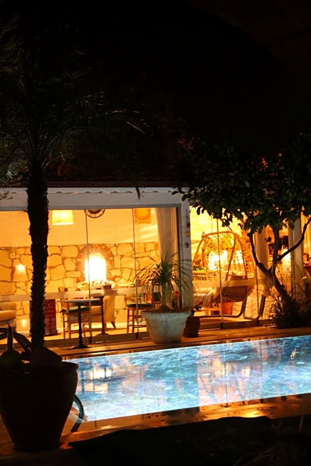BADEMİÇİ OTEL
