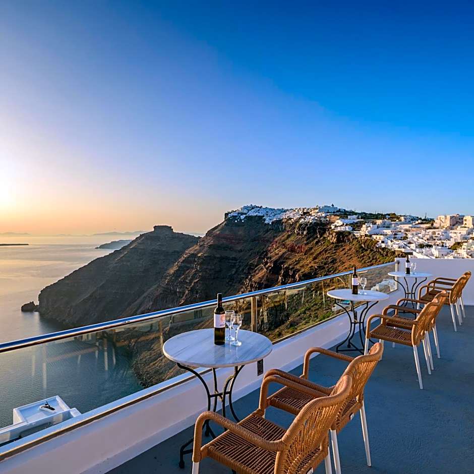 Vallas Apartments & Villas