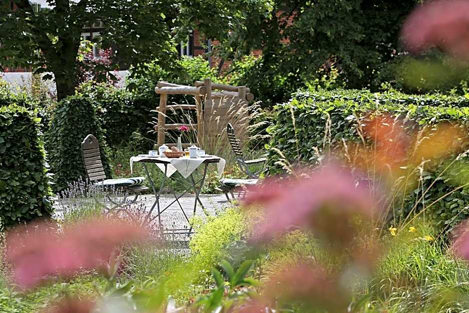 Rügener Ferienhäuser am Hochufer