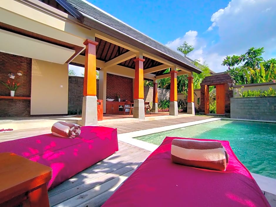 The Grand Villandra Resort Lovina