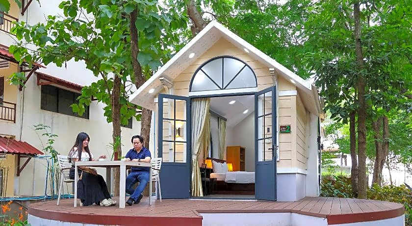 Dara Express by Angkor Green Gardens