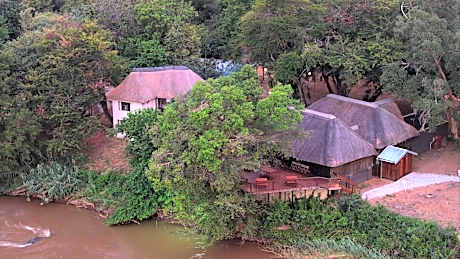 Bushriver Lodge