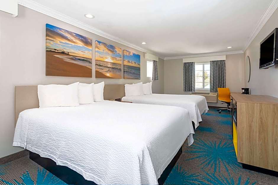Days Inn by Wyndham Santa Monica