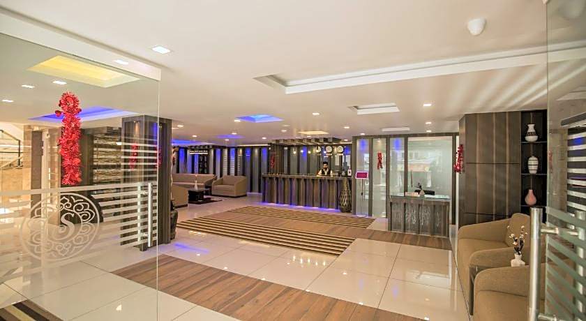 SOUTH GATE RESIDENCY