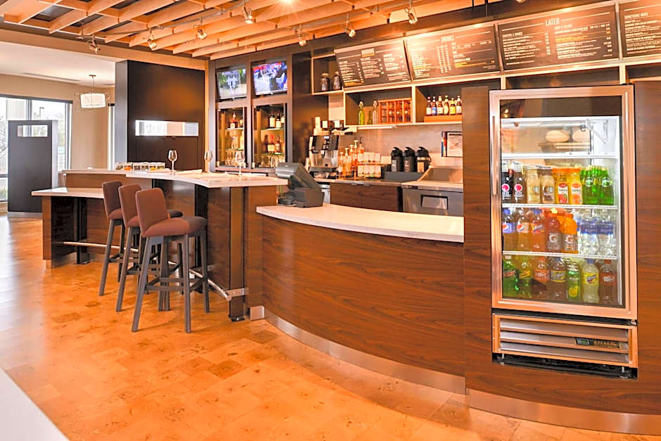 Courtyard by Marriott Toledo North