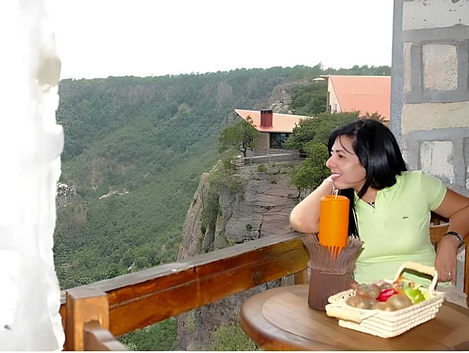 Hotel Divisadero Barrancas