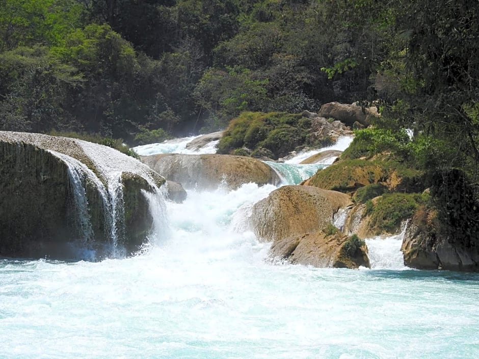 Hotel Cascada Las Brisas