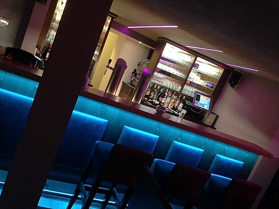 Horchem Hotel-Restaurant-Café-Bar