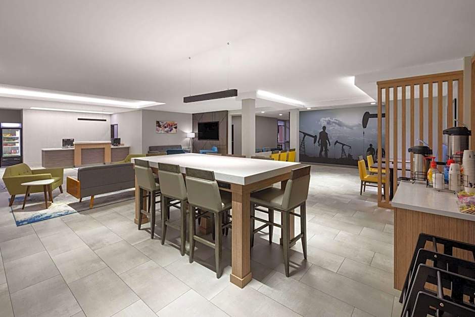 La Quinta Inn & Suites by Wyndham Mcalester
