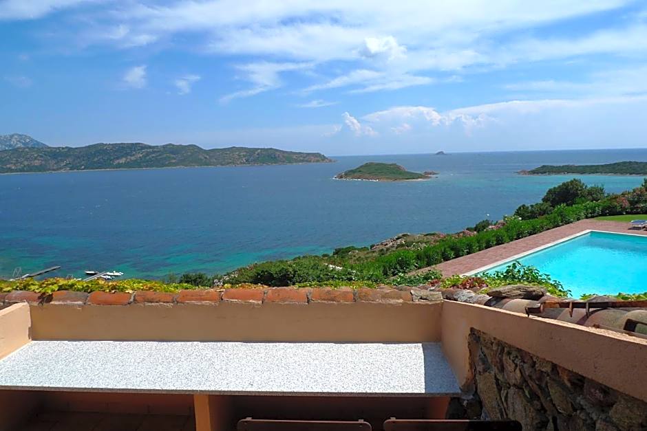 Villaggio Est a Capo Coda Cavallo San Teodoro