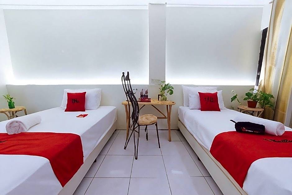 RedDoorz @ Ledesco Avenue Lapaz Iloilo